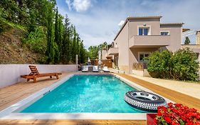 Nightingale Villa & Suites Corfu