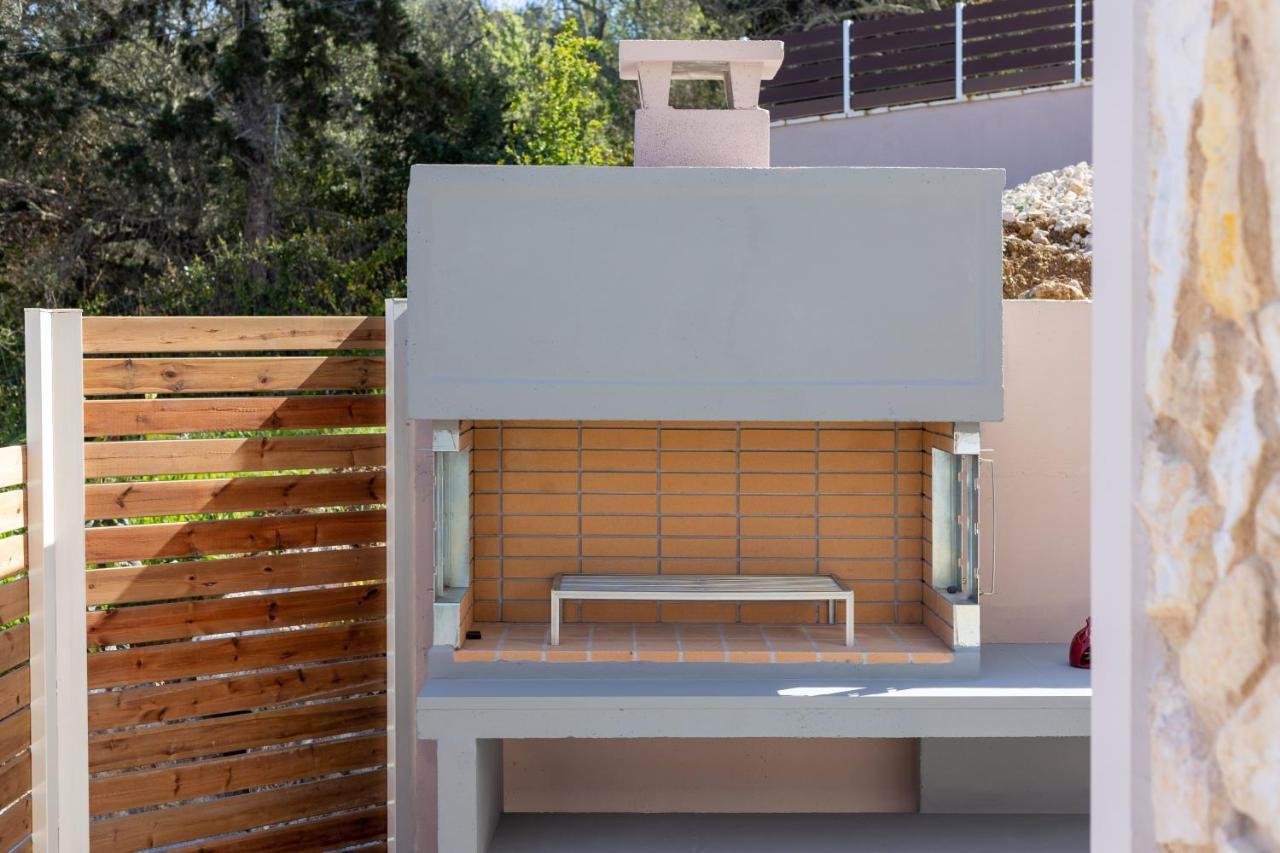 Nightingale Villa & Suites Corfu Gazatika Exterior photo